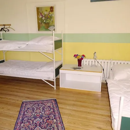 Affittacamere Familienzimmer-im-hummel-hostel