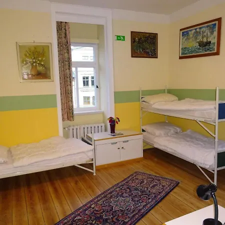 Affittacamere Familienzimmer-im-hummel-hostel Weimar (Thuringia)